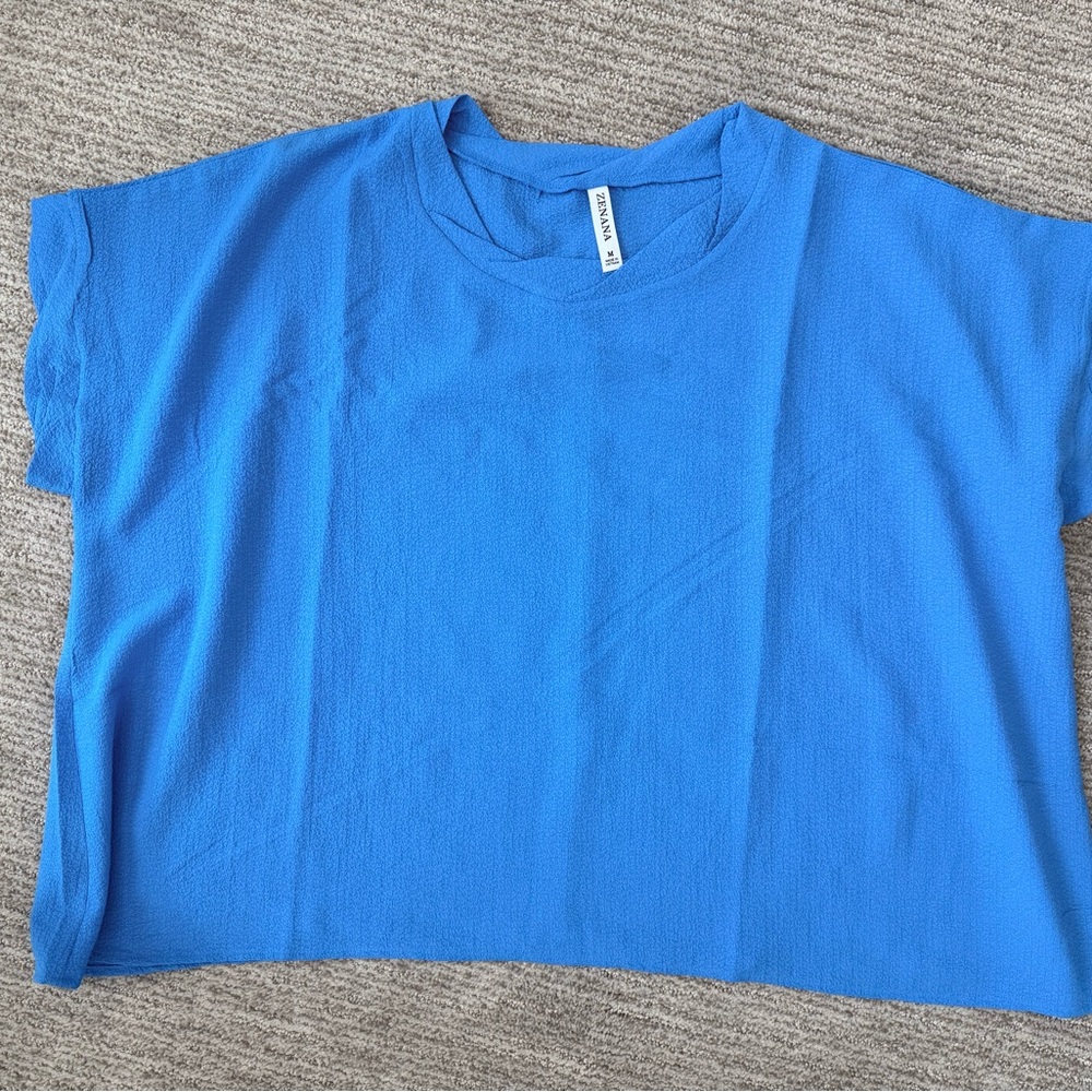 Zenana Outfitters Blue Blouse